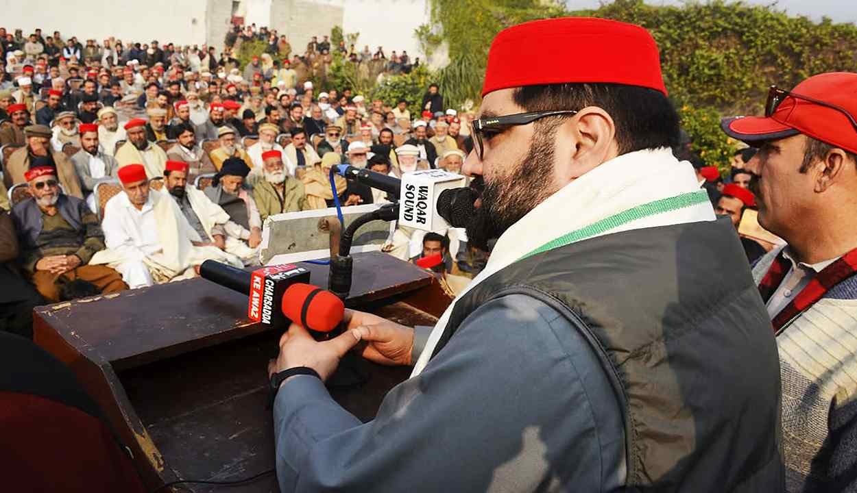 Aimal wali khan