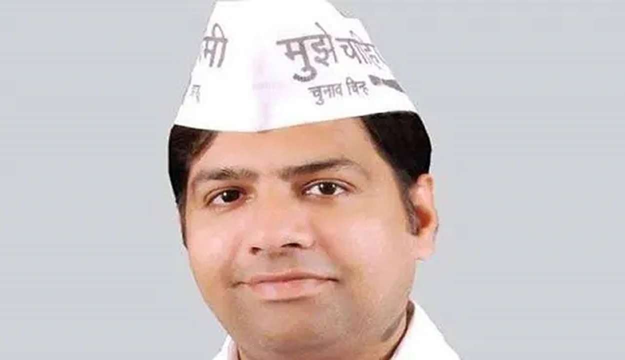 Aap mla dinesh mohaniya
