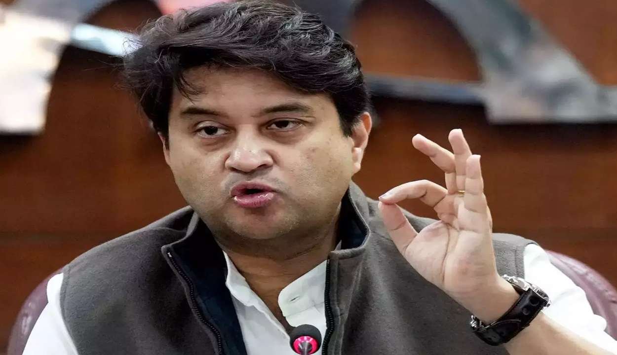 Union minister jyotiraditya scindia