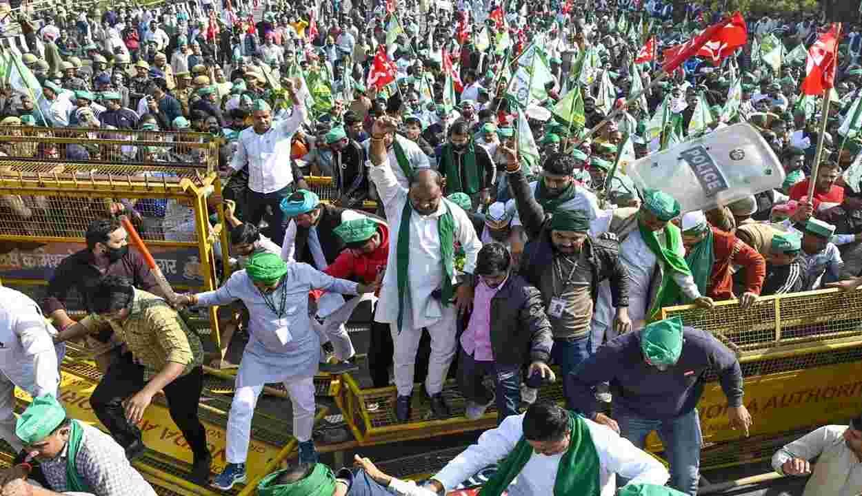 Protesting farmers in noida
