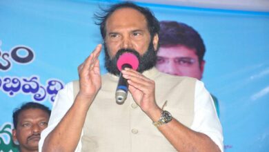 Telangana minister uttam kumar reddy
